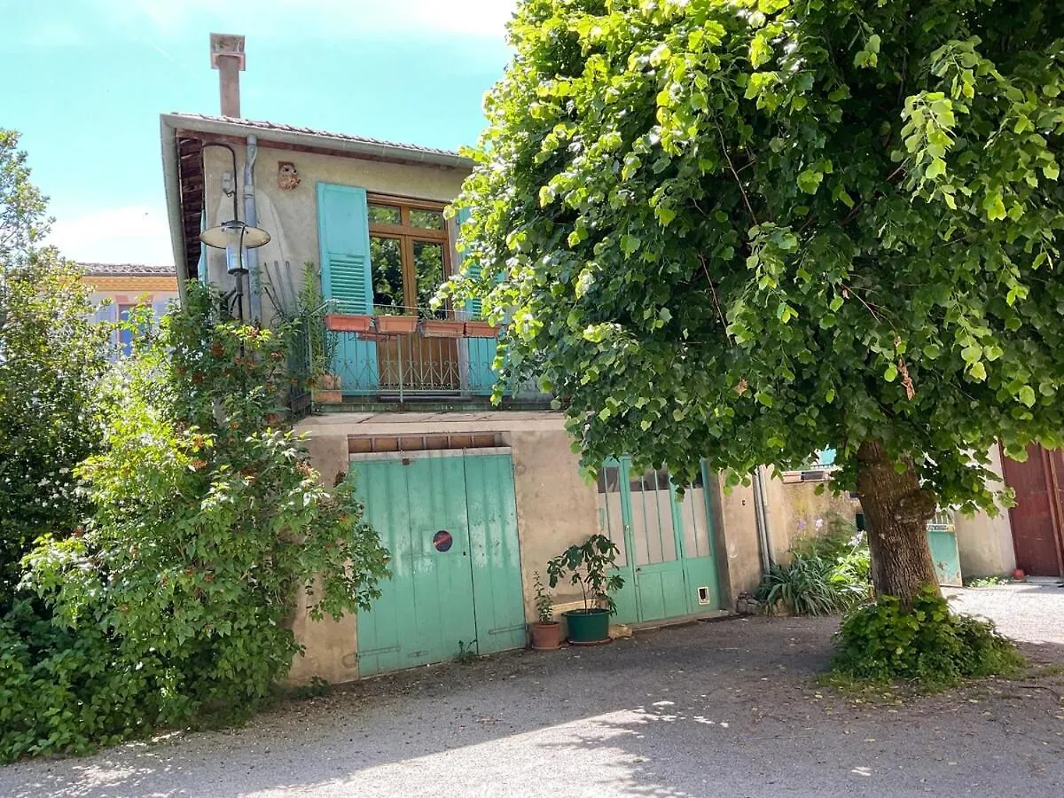 Maison A Die 0*,  Francja
